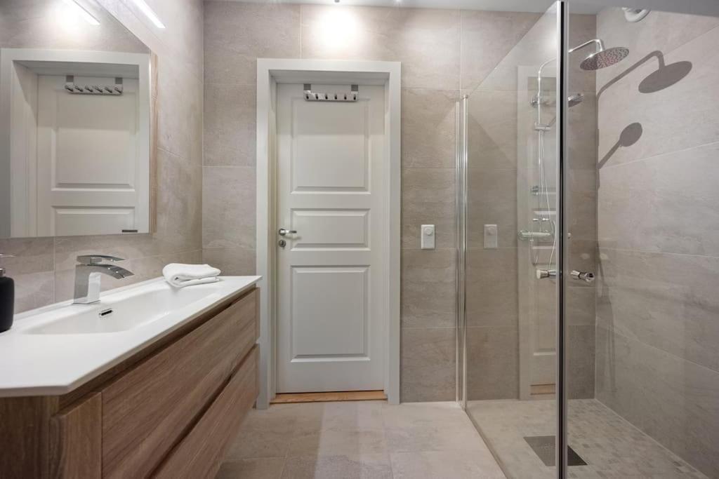 Unique And Spacious Apt Close To City Centre Stavanger Luaran gambar